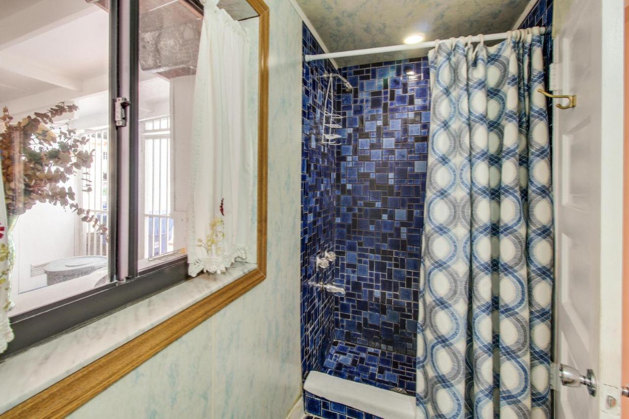 Bella Vista Garden Studio Hotel Hollywood Exterior photo